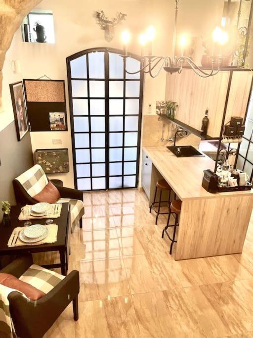 300yr Old, Self Catering, Tiny House In Centre, Gozo Hébergement de vacances